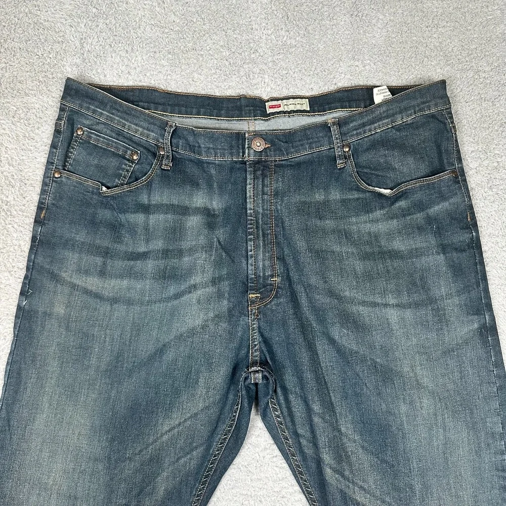 Wrangler Jeans Mens 42x30 Denim Blue Relaxed Fit‎ Bootcut Medium Wash 1098R8TOX